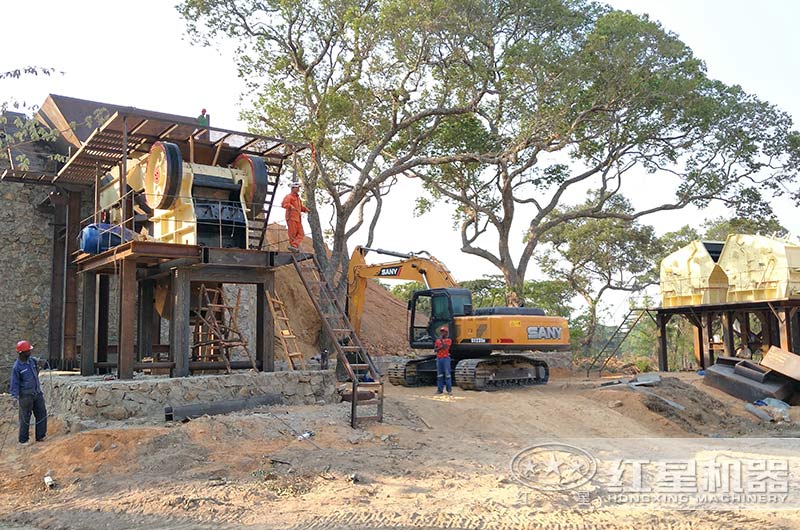 頁巖破碎、制砂海外生產(chǎn)現(xiàn)場搭建中